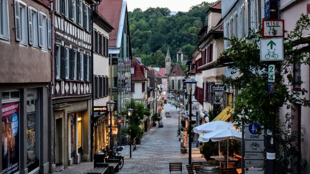 Comment améliorer la visibilité de la devanture de votre commerce ?