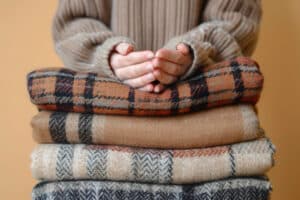 vêtements parfaits pour un hiver au chaud